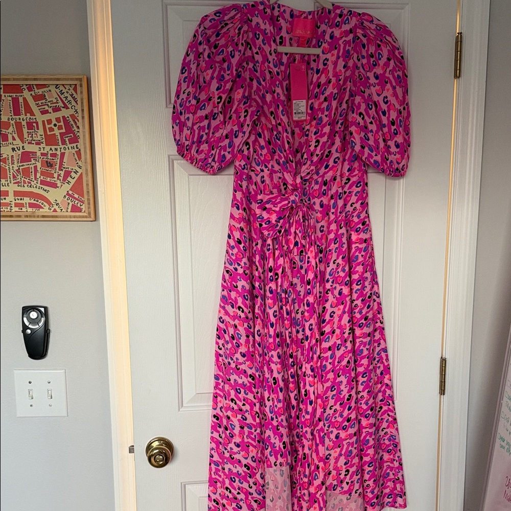 New with tags Juney Puff Sleeve Faux Wrap Midi Dress